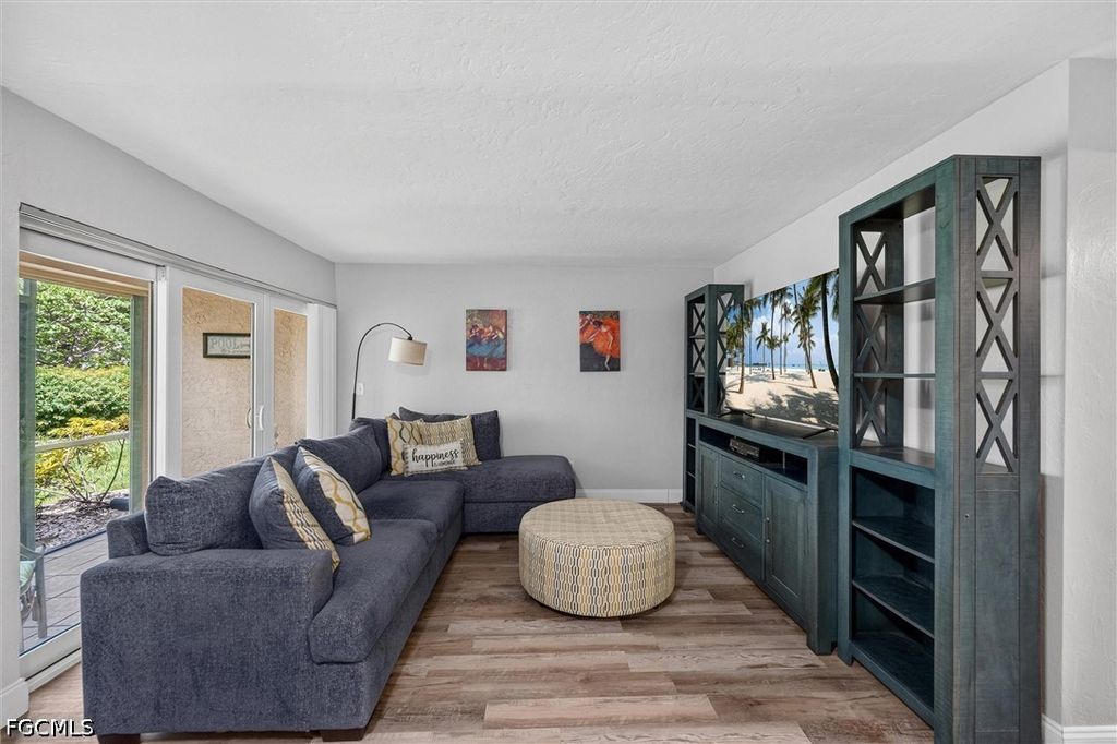 13240 White Marsh Ln 10, FORT MYERS