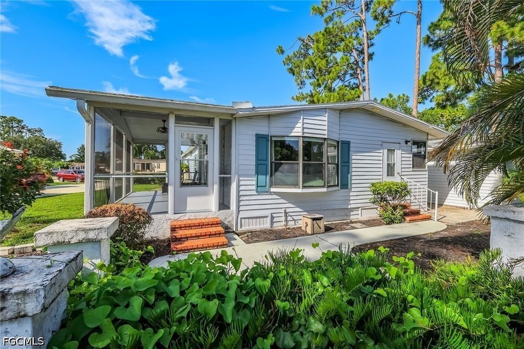 19682 Eagle Trace Ct, NORTH FORT MYERS
