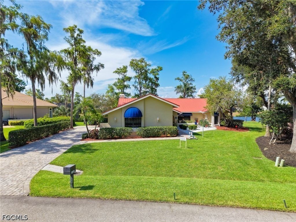15649 Carberry Ct, Fort Myers