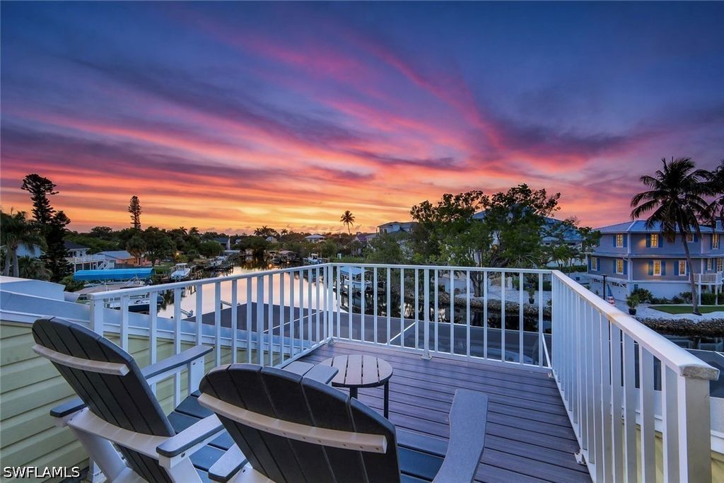 3858 Riviera Cir, Bonita Springs