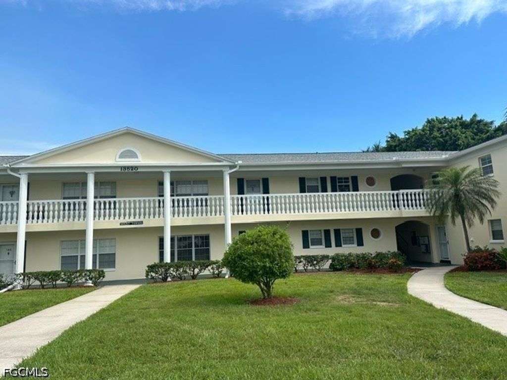 13520 Stratford Pl Cir, Fort Myers