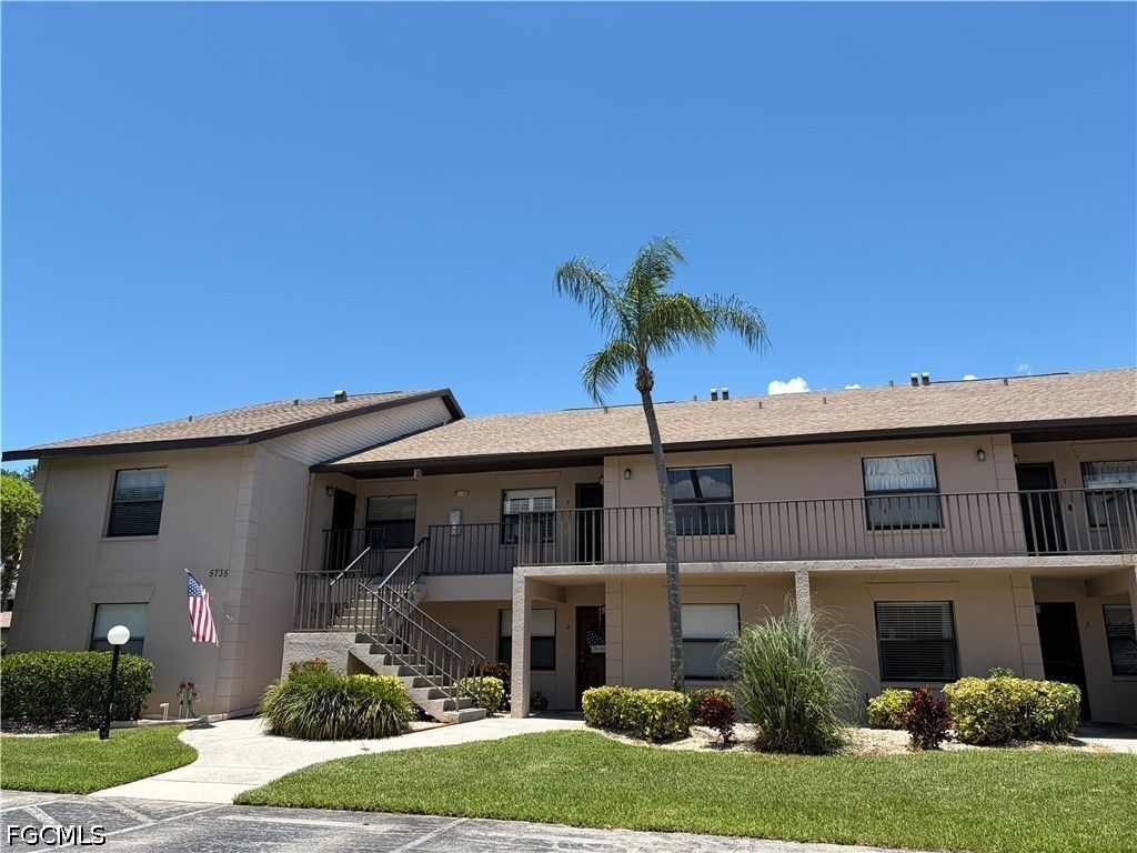 5735 Foxlake Dr 6, NORTH FORT MYERS