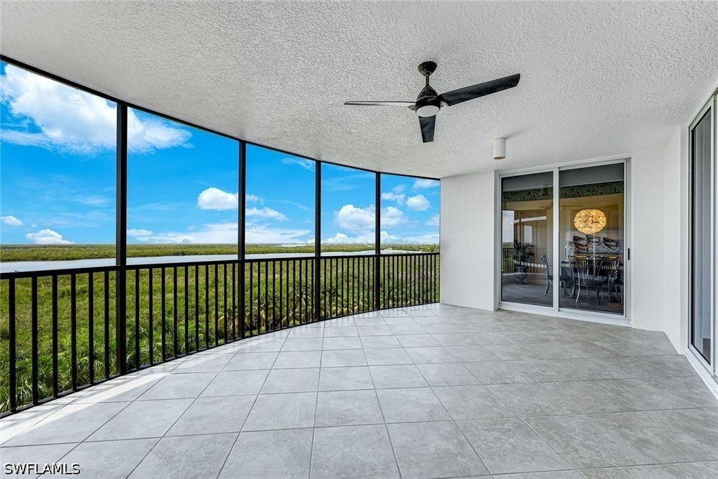 1050 Borghese Ln 605, Naples