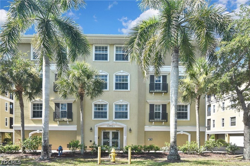 10021 Lake Cove Dr 101, FORT MYERS