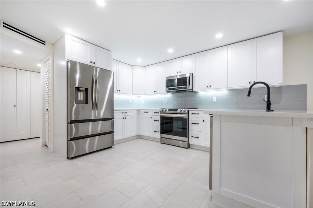 1537 Chesapeake Ave A-4, Naples