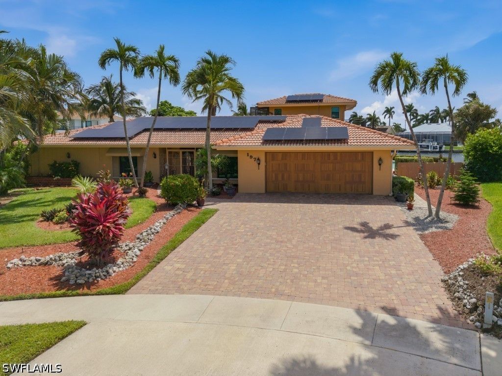 197 Gulfport Ct, Marco Island