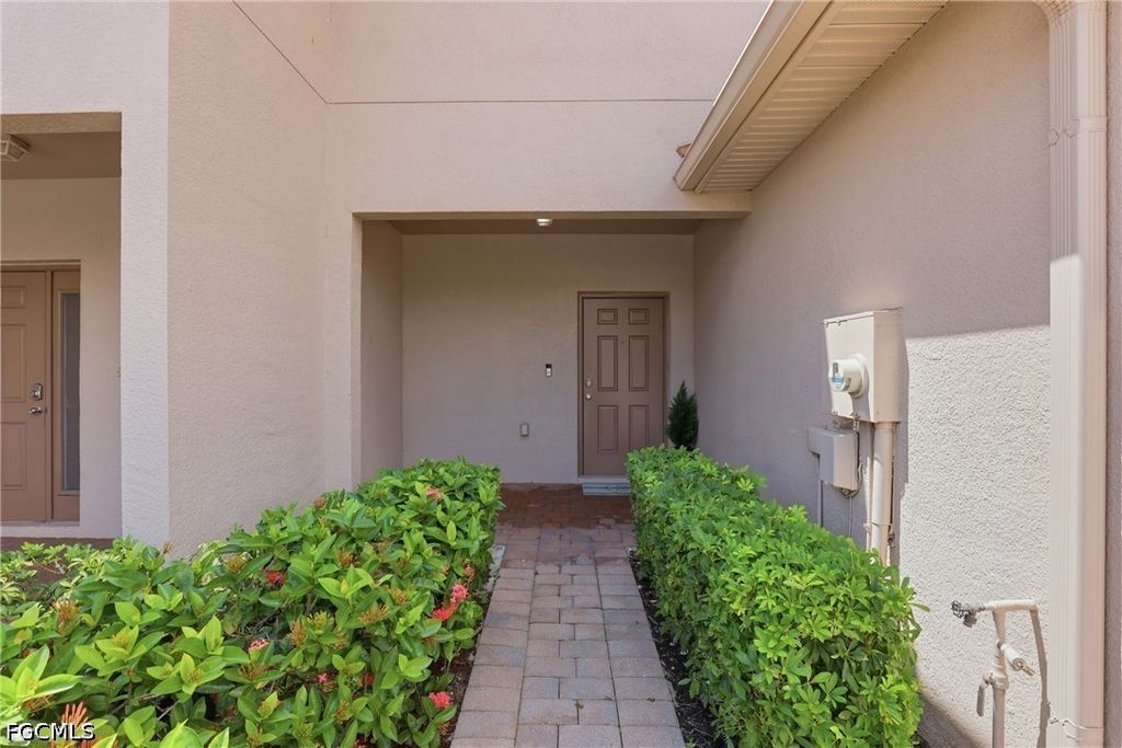3818 Clearbrook Ln, FORT MYERS