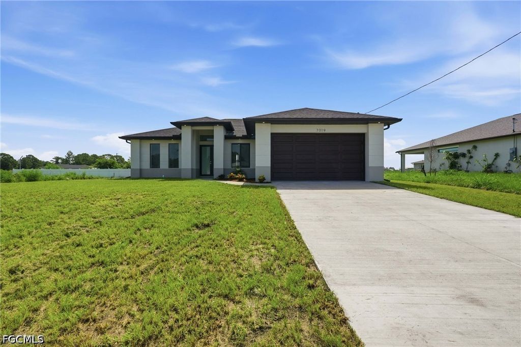 7019 Palpano Cir, Labelle
