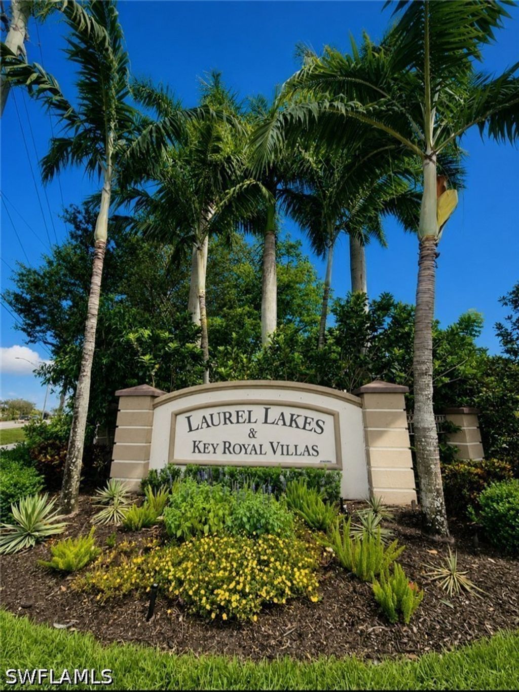 8284 Key Royal Cir 1312, Naples