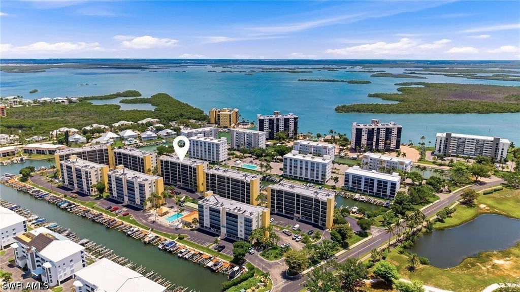 4421 Bay Beach Ln 623, FORT MYERS BEACH