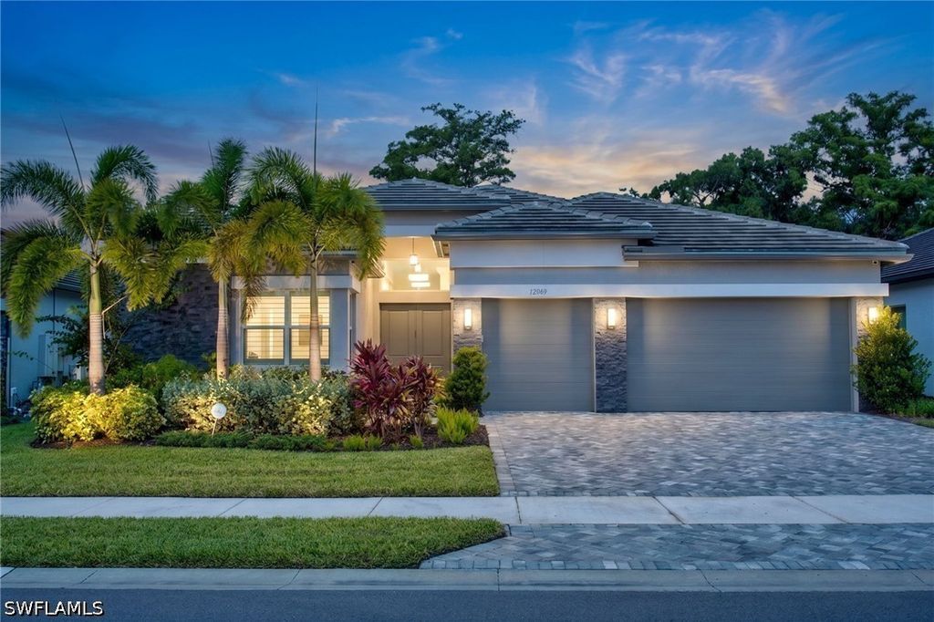12069 Mimosa St, Naples