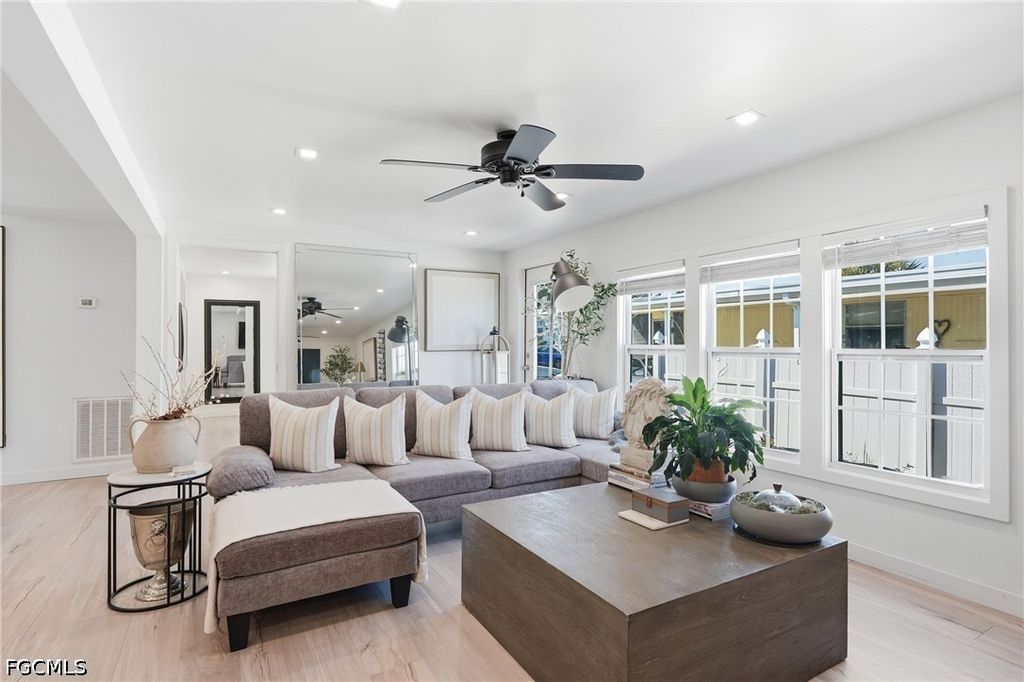 24850 Windward Blvd, Bonita Springs