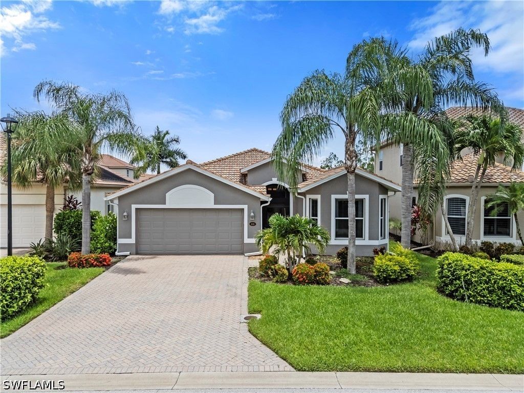 21313 Velino Ln, Estero