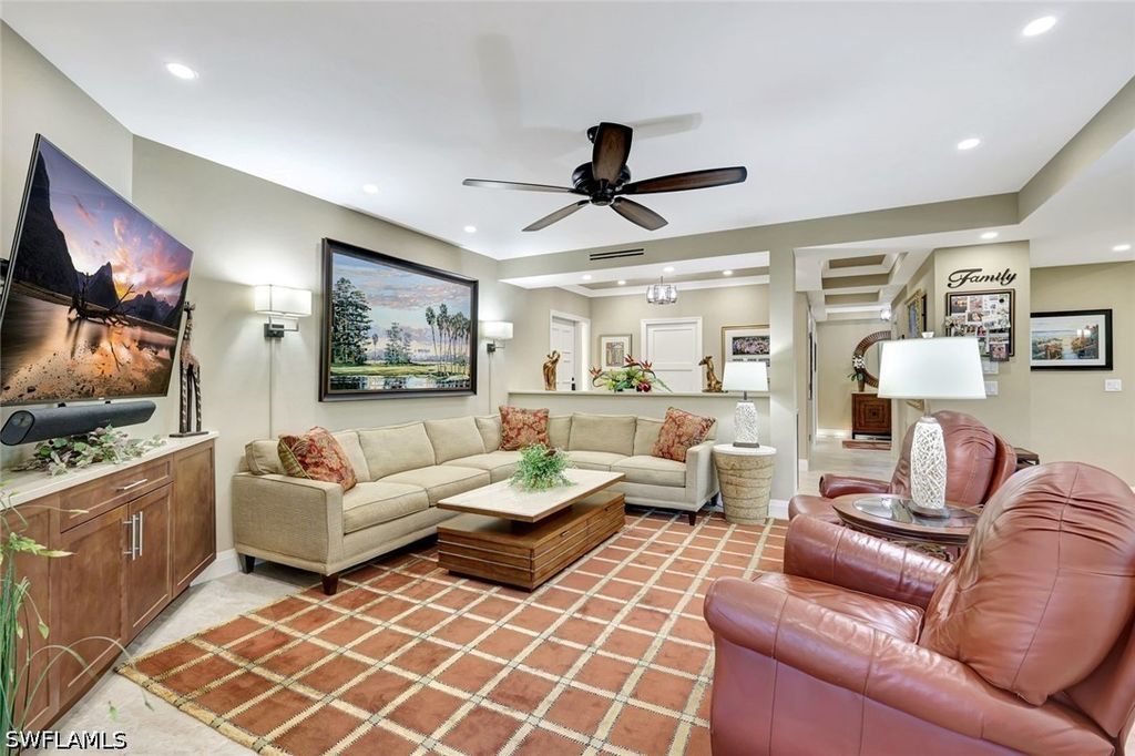 6820 Pelican Bay Blvd 133, NAPLES