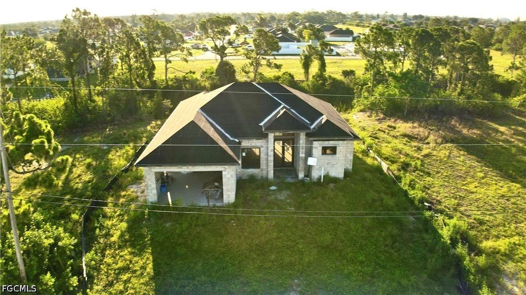 2713 Nw 18th Ave, Cape Coral