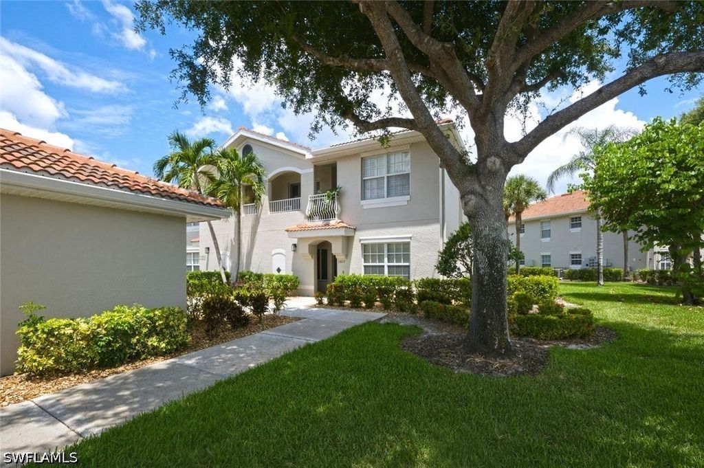3033 Driftwood Way 3407, Naples