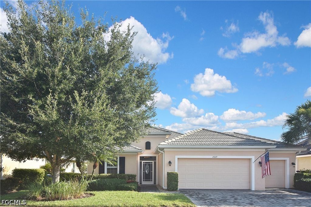 2669 Lambay Ct, Cape Coral