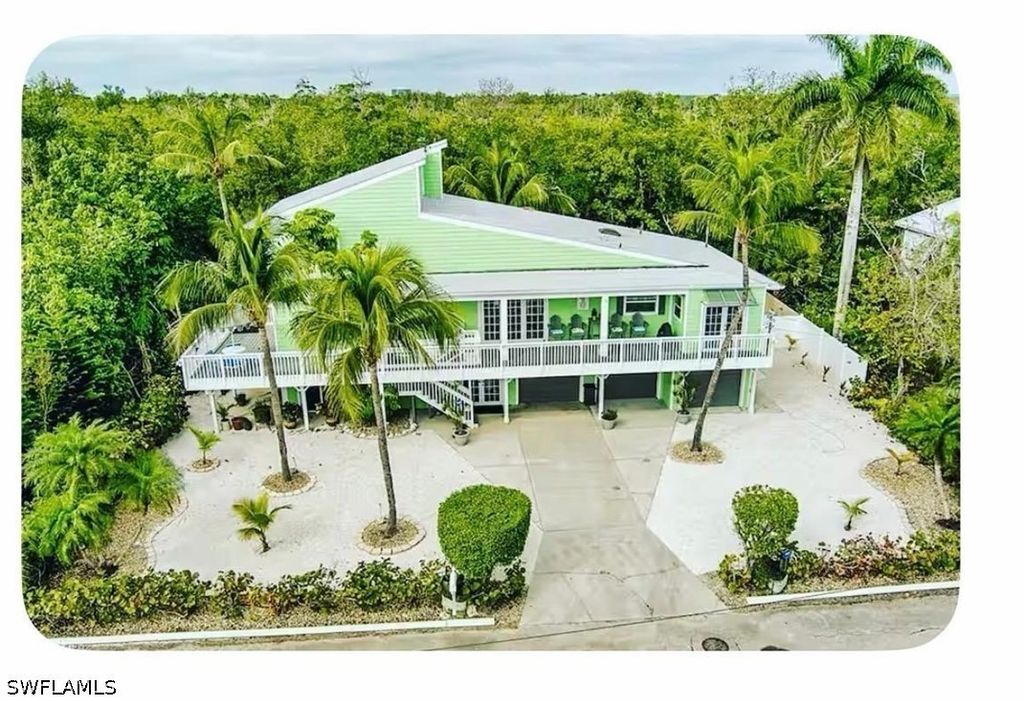 5690 Marimin Dr, BONITA SPRINGS