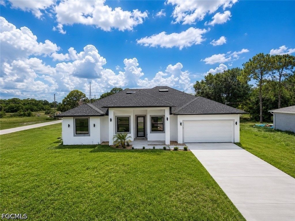 6038 Kumquat Cir, Labelle