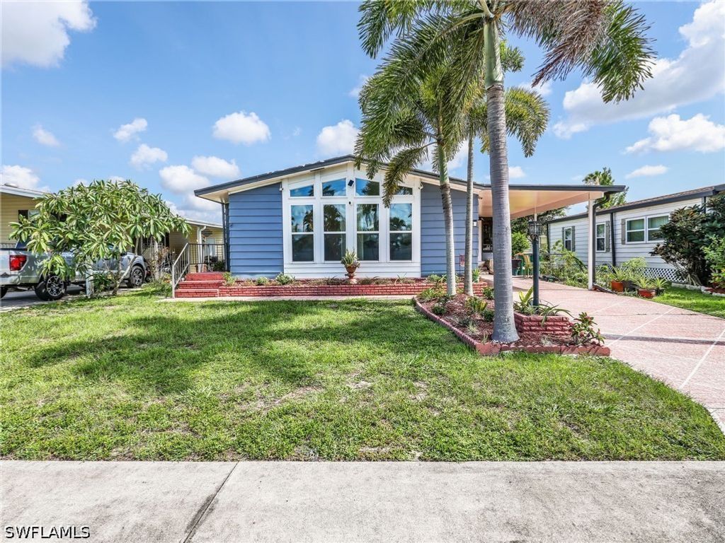 58 Oceans Blvd 58, Naples