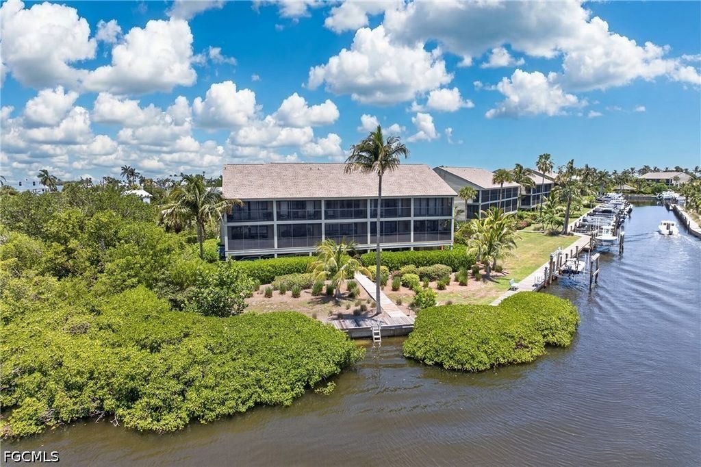 16600 Bocilla Island Club Dr 35, BOKEELIA
