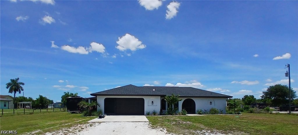 11300 Bridle Ln, CAPE CORAL