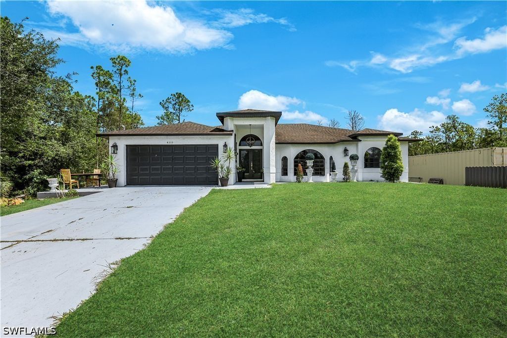 4335 45th Ave Ne, Naples