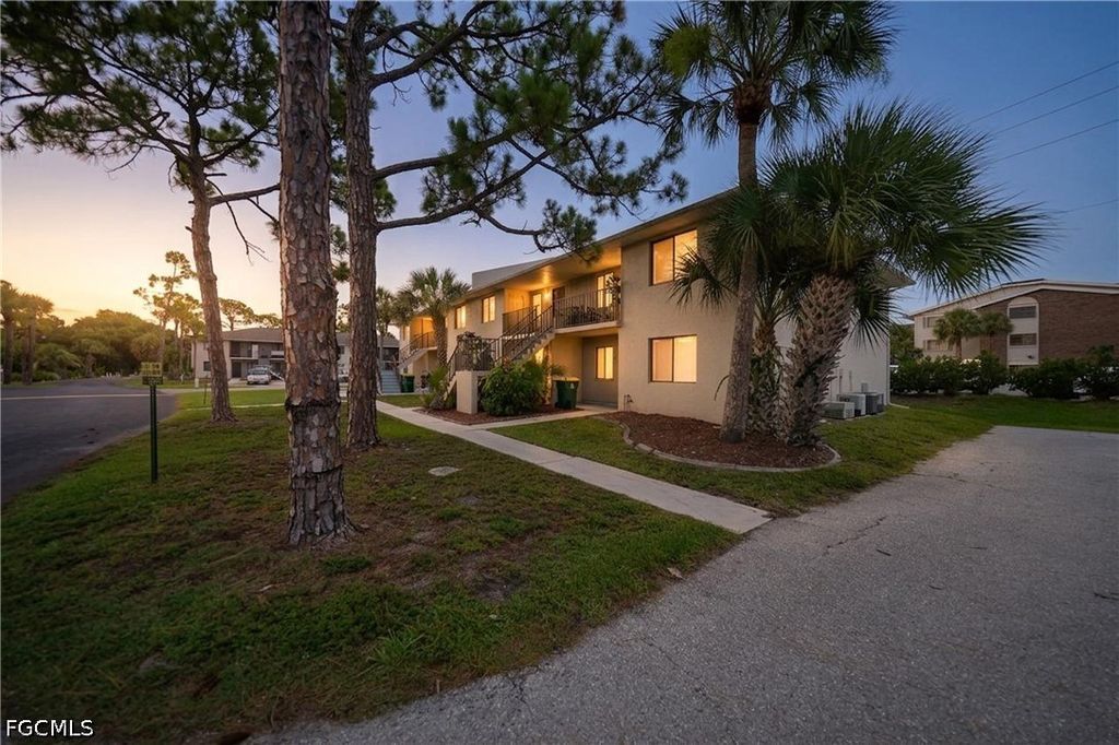 22523 Westchester Blvd 203e, Port Charlotte