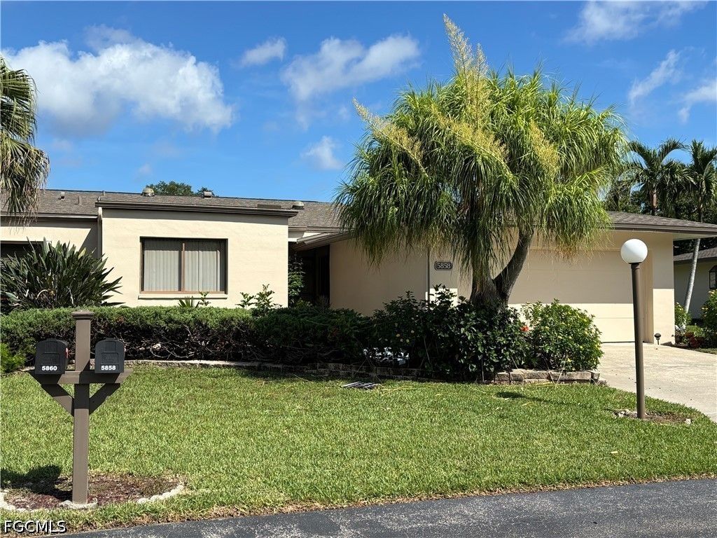 5858 Wild Fig Ln, Fort Myers