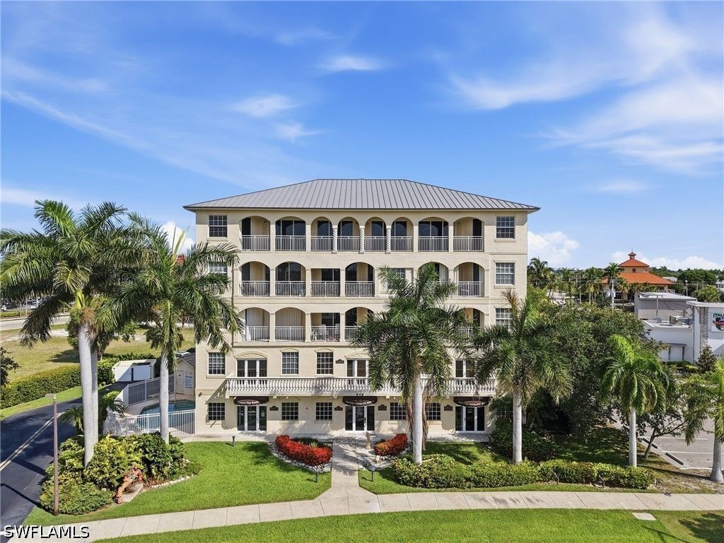 886 Park Ave 501, Marco Island