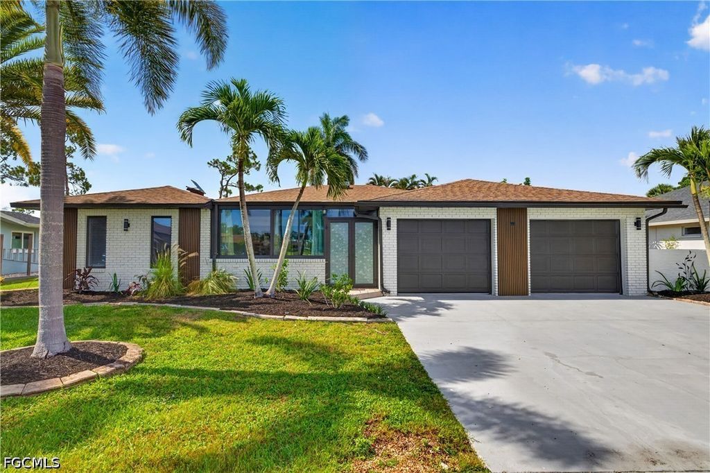 1229 Sw 21st Ter, CAPE CORAL