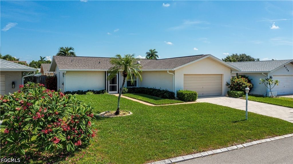 9782 Deerfoot Dr, FORT MYERS