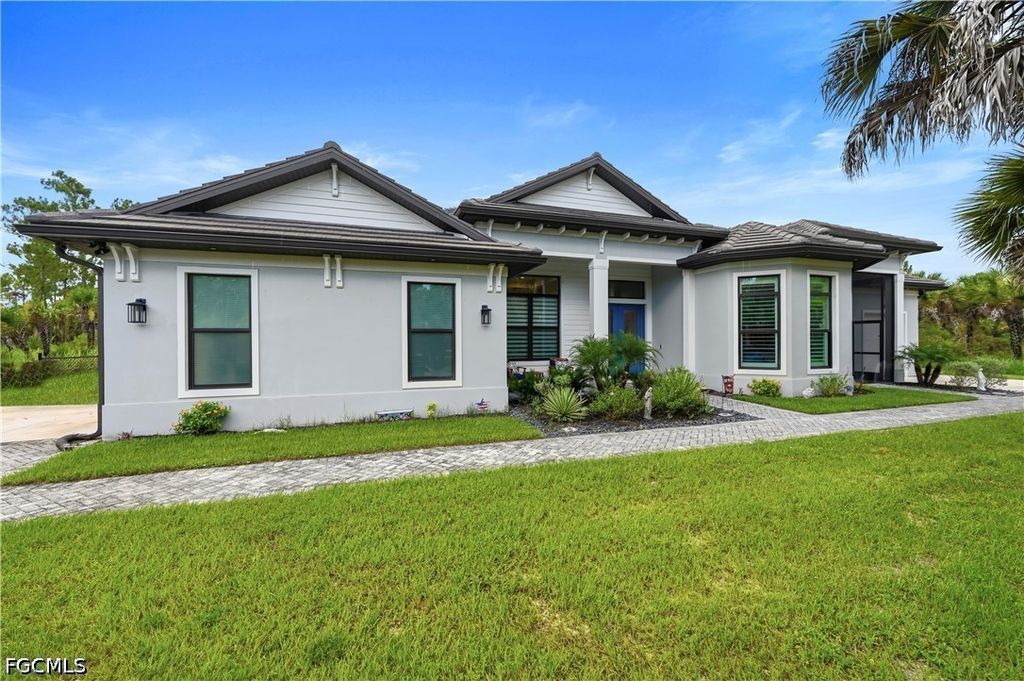 2681 26th Ave Se, Naples