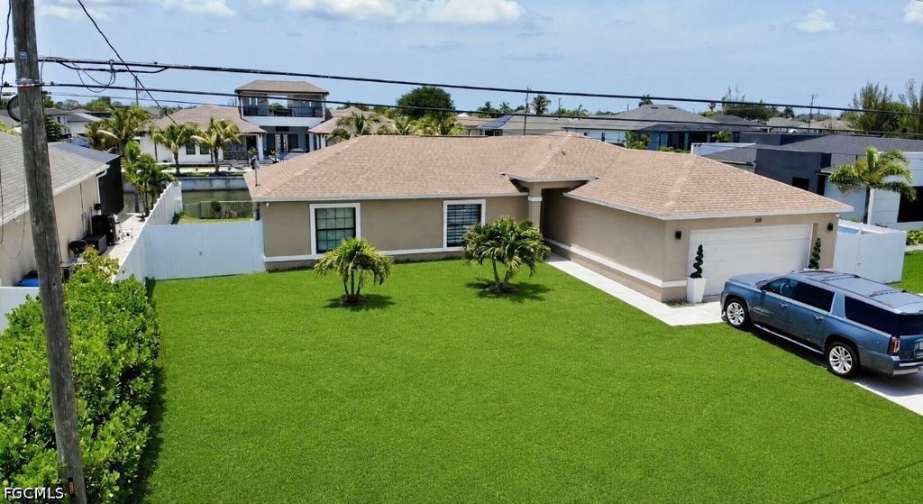 100 Nw 13th Pl, CAPE CORAL