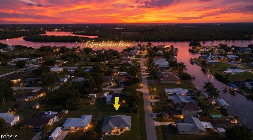 2115 Bahama Ave, FORT MYERS