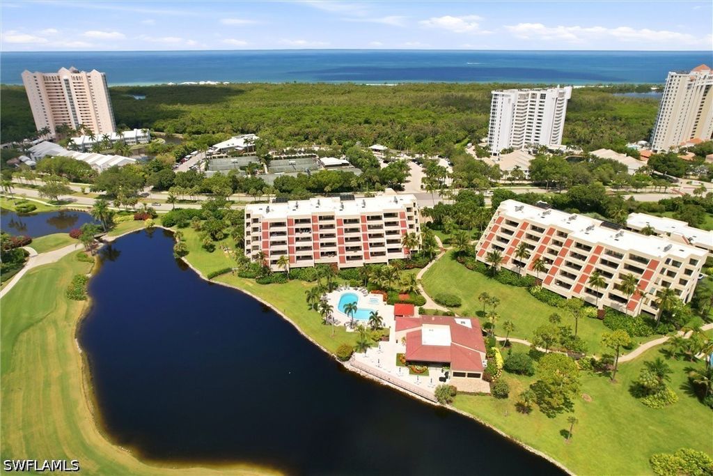 6300 Pelican Bay Blvd 103, Naples