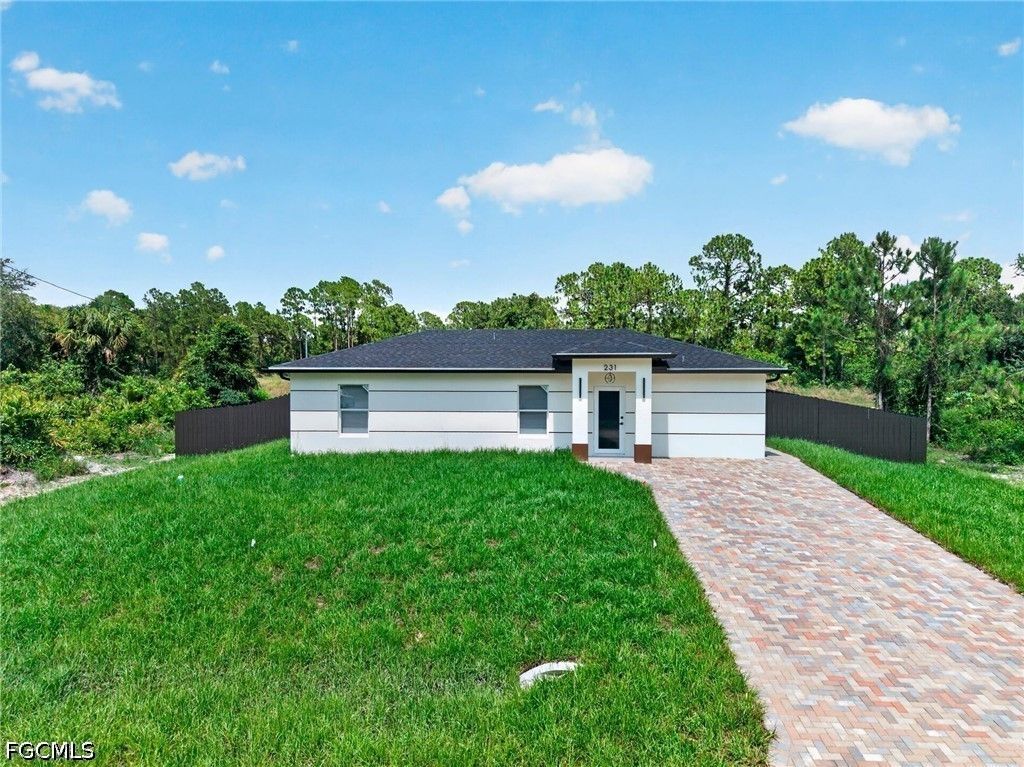 231 Andalucia Ave S, Lehigh Acres