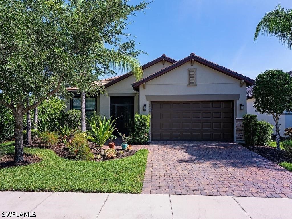 11810 Darcy Pl, Fort Myers