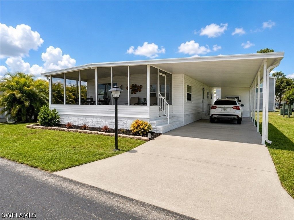 64 Sturbridge Ln, Fort Myers
