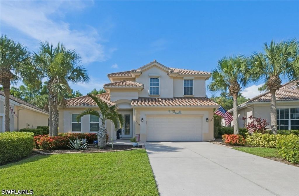 7862 Founders Ln, Naples