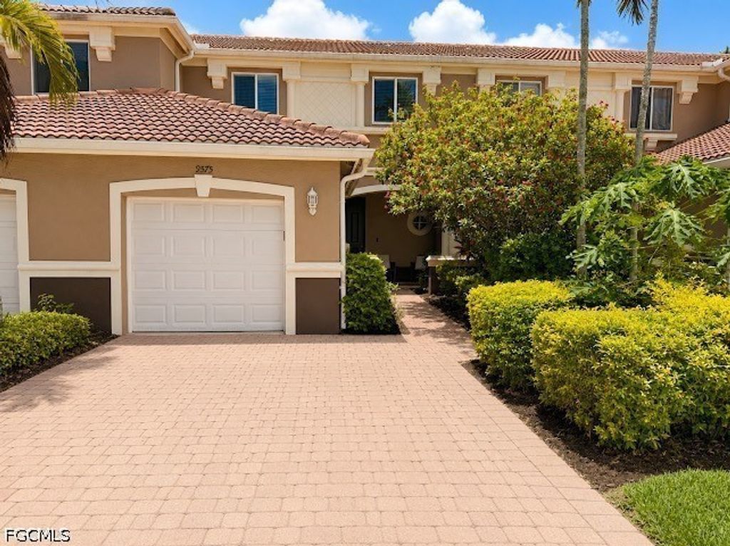 9575 Roundstone Cir, FORT MYERS