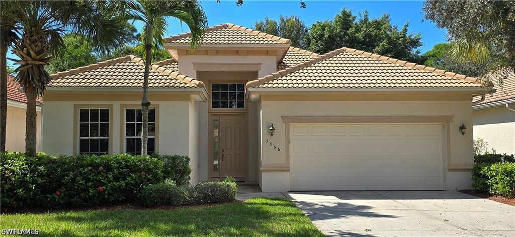 7856 Founders Cir, Naples