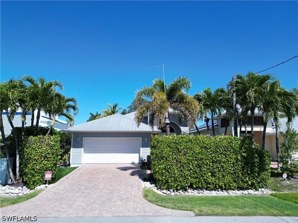 3005 Coco Ave, Naples