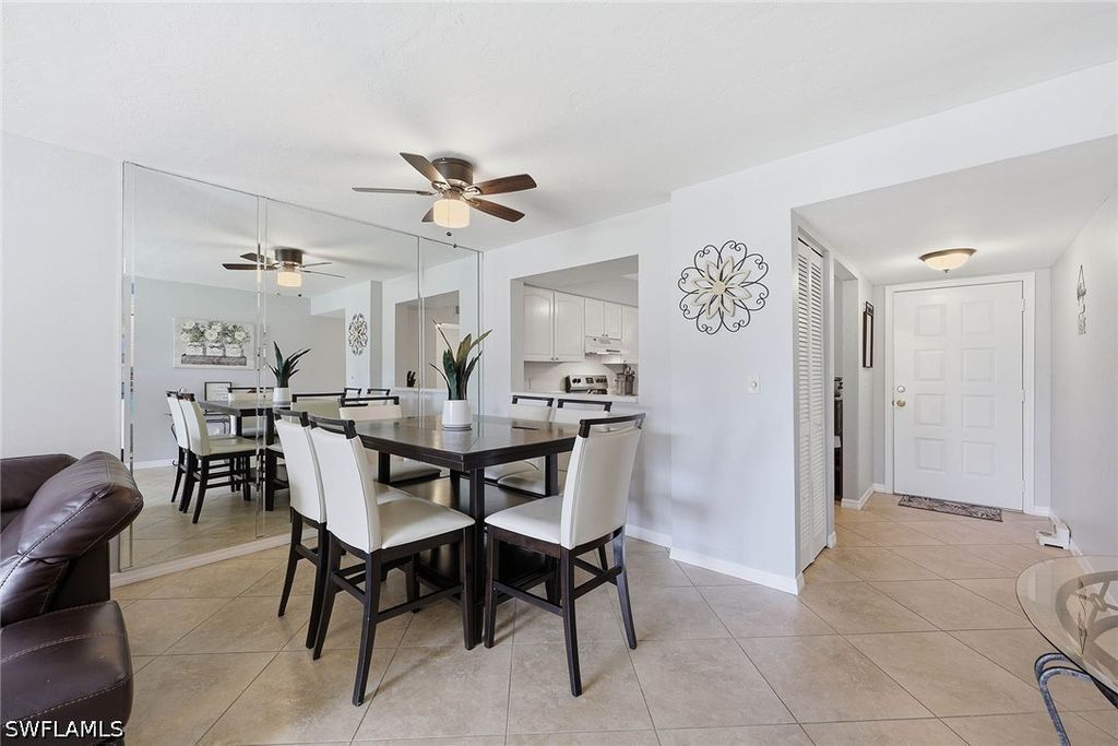 1075 Foxfire Ln 103, Naples