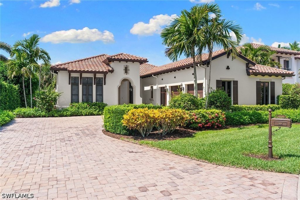 2234 Aberdeen Ct, Naples