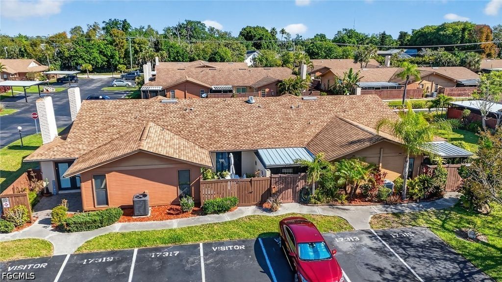 17313 Birchwood Ln, FORT MYERS