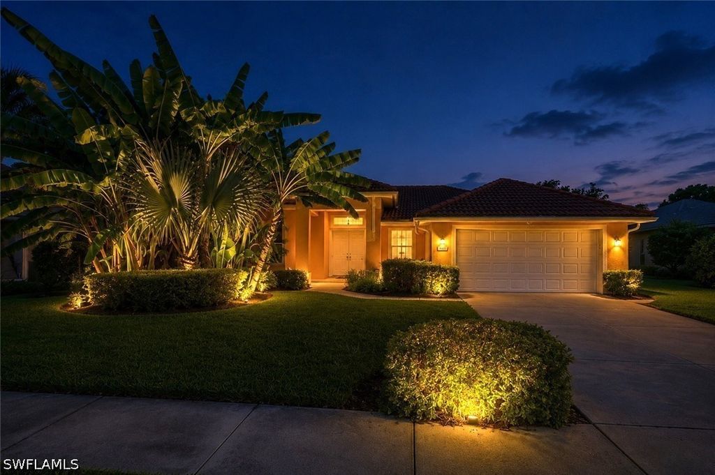 1951 Terrazzo Ln, Naples