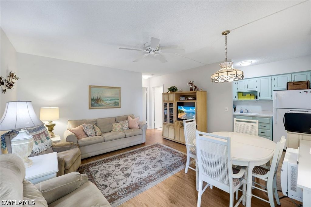 130 N Collier Blvd E4, Marco Island
