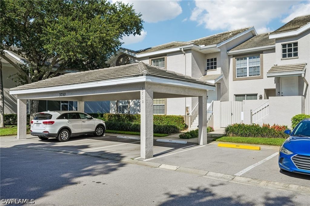 3710 Fieldstone Blvd 504, Naples