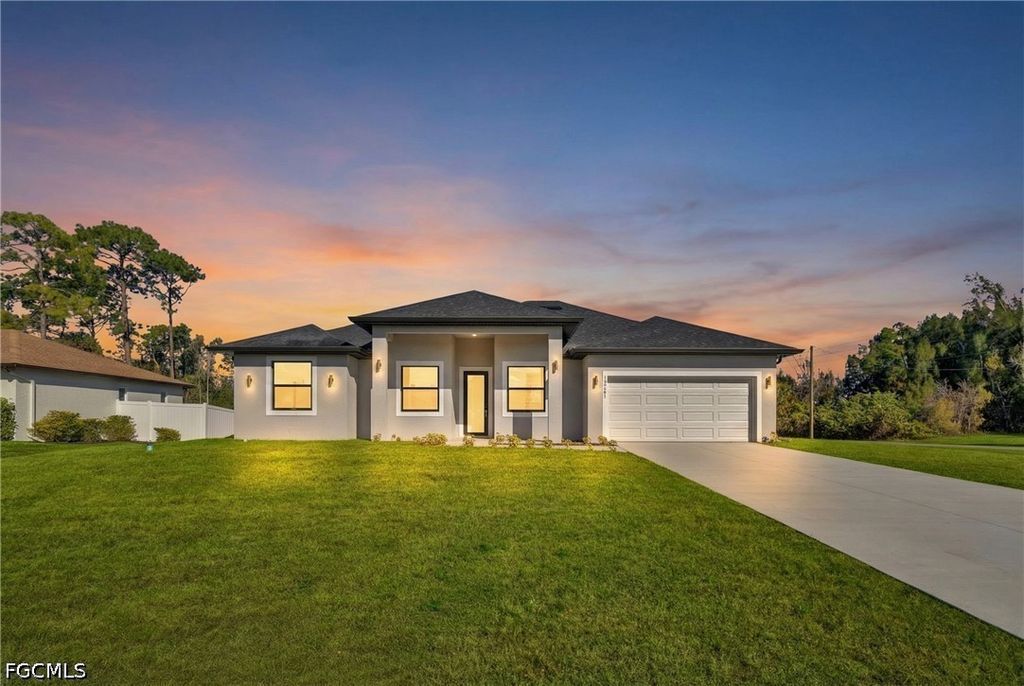 14261 Chancellor St, Fort Myers